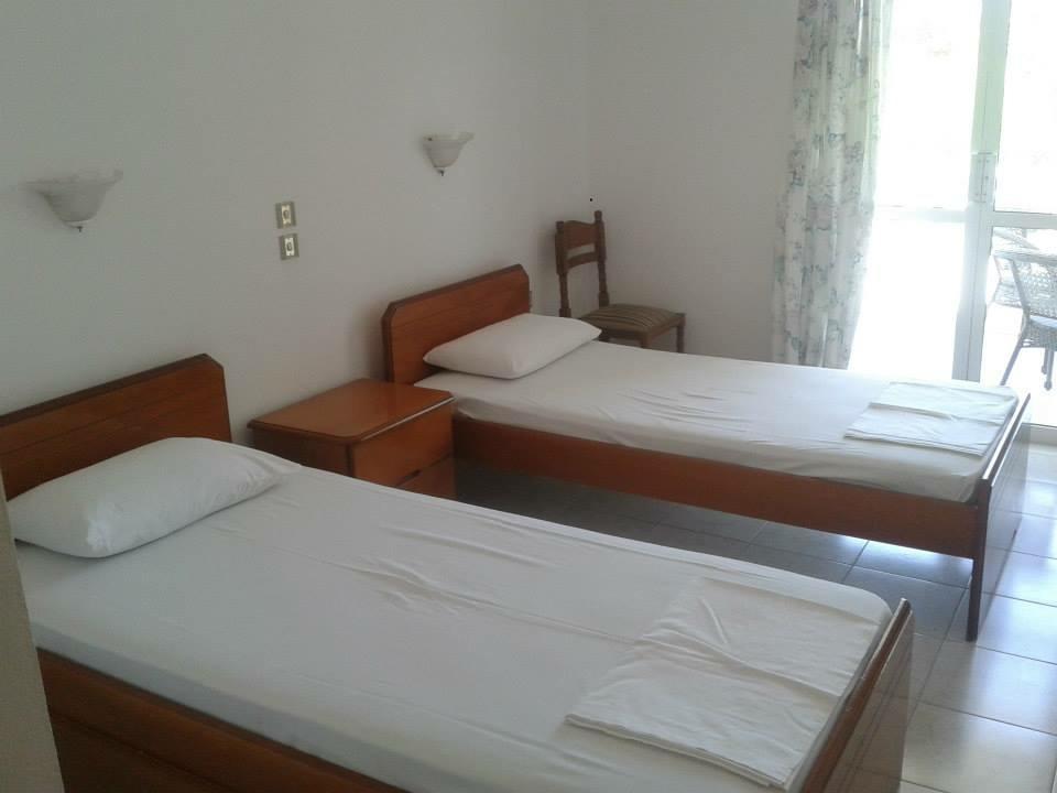 Rallou Rooms & Apartments Gaitani Экстерьер фото